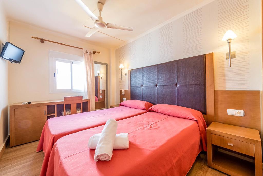 Hostal Residencia Europa Punico Ибица Экстерьер фото
