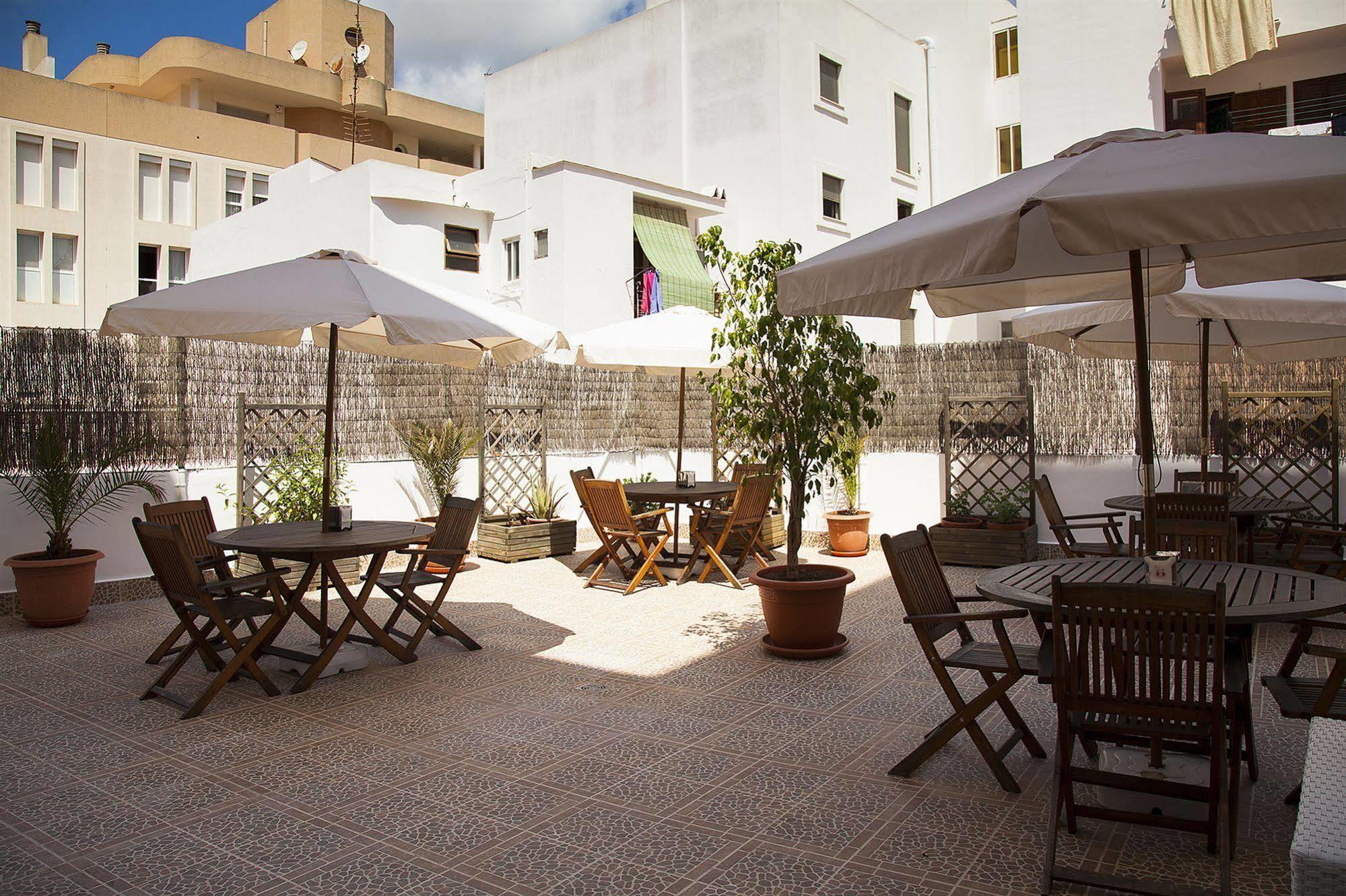 Hostal Residencia Europa Punico Ибица Экстерьер фото